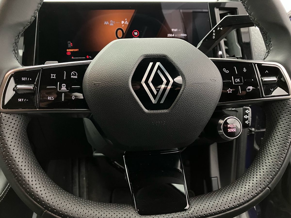 Used Renault Scenic E-Tech 2024 for sale - 77045867: Photo 16