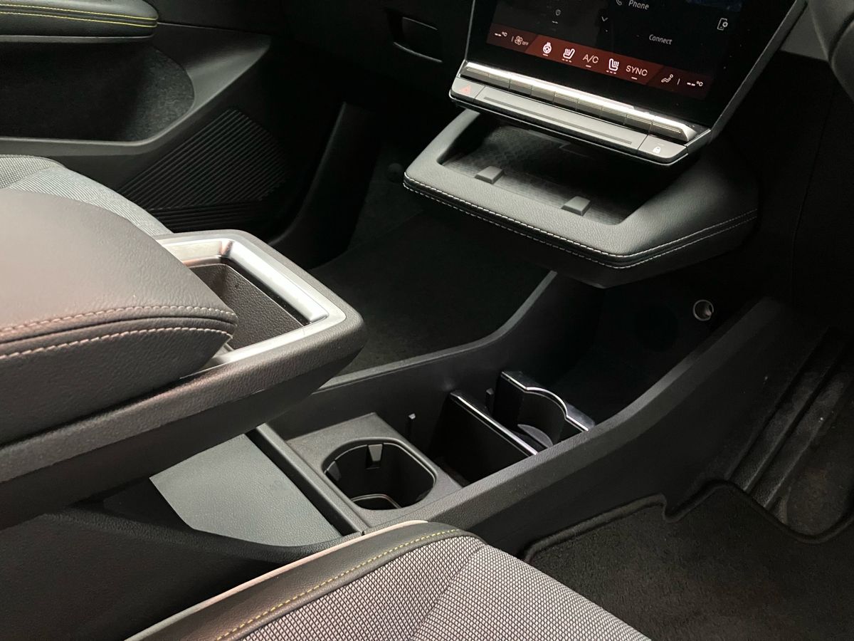 Used Renault Scenic E-Tech 2024 for sale - 77045867: Photo 17