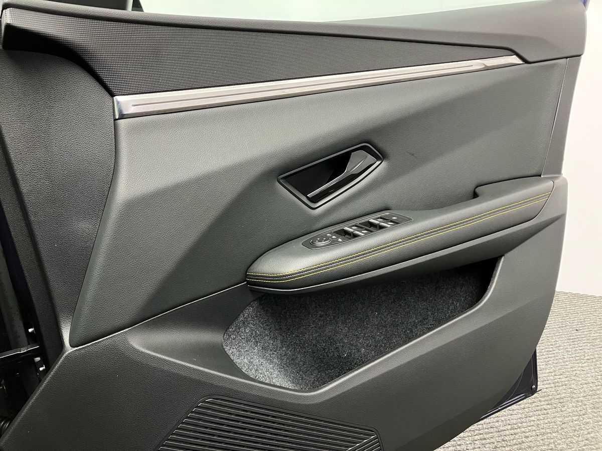 Used Renault Scenic E-Tech 2024 for sale - 77045867: Photo 30