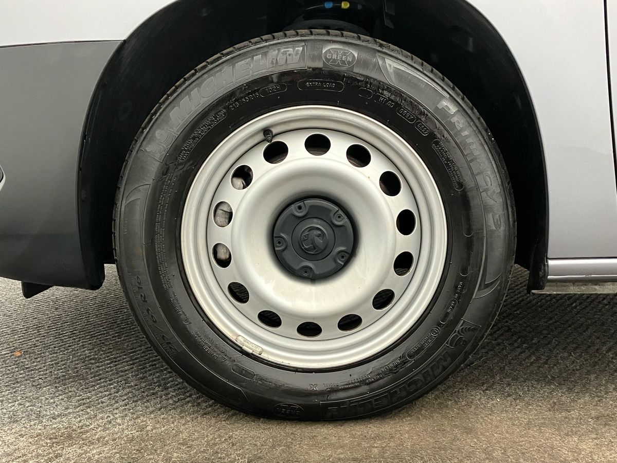 Used Vauxhall Combo 2022 for sale - 77460727: Photo 7