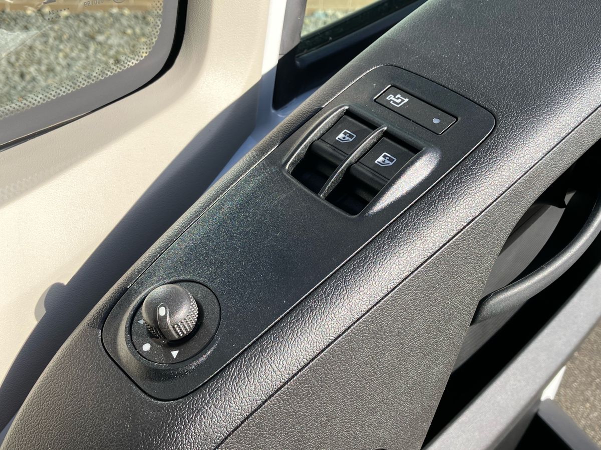 Used Vauxhall Movano 2025 for sale - 76736093: Photo 18