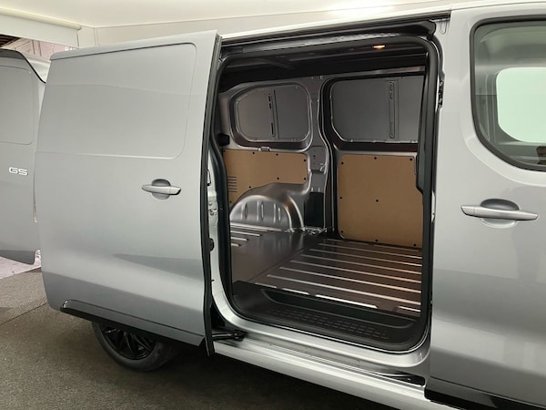 Used Vauxhall Vivaro 2025 for sale - 76300344: Photo 24