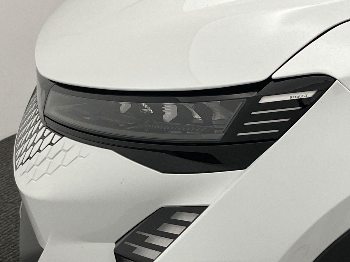 Used Renault Scenic E-Tech 2024 for sale - 76542401: Photo 13