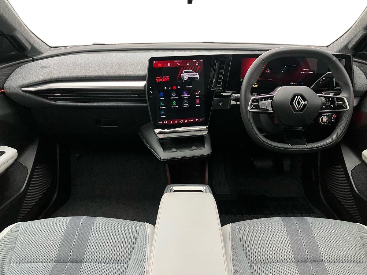 Used Renault Scenic E-Tech 2024 for sale - 76542401: Photo 9