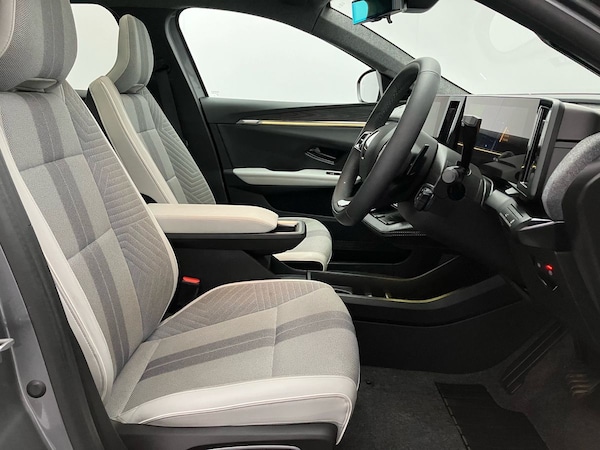 Used Renault Scenic E-Tech 2024 for sale - 76035315: Photo 34