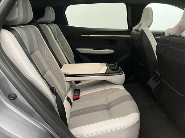 Used Renault Scenic E-Tech 2024 for sale - 76035315: Photo 38