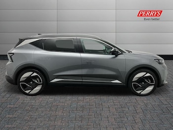 Used Renault Scenic E-Tech 2024 for sale - 76035315: Photo