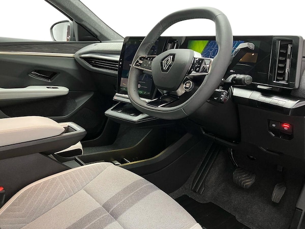 Used Renault Scenic E-Tech 2024 for sale - 76035315: Photo 9