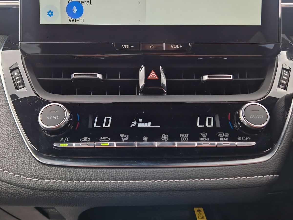 Used Toyota Corolla 2023 for sale - 76845476: Photo 40