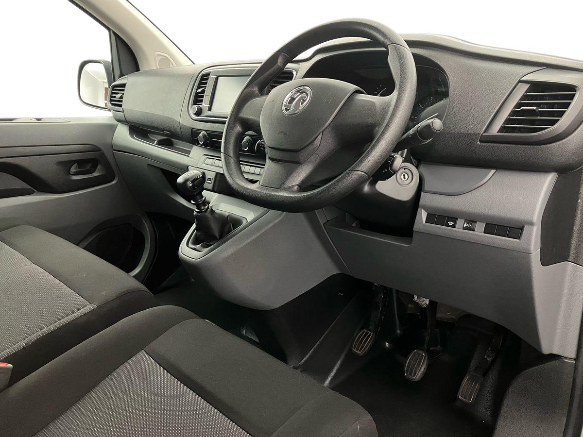 Used Vauxhall Vivaro 2022 for sale - 76090290: Photo 8