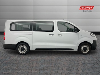 Used Vauxhall Vivaro Life 2023 for sale - 76905630: Photo