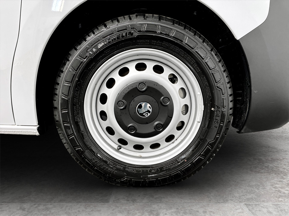 Used Vauxhall Vivaro 2026 for sale - 77432124: Photo 9