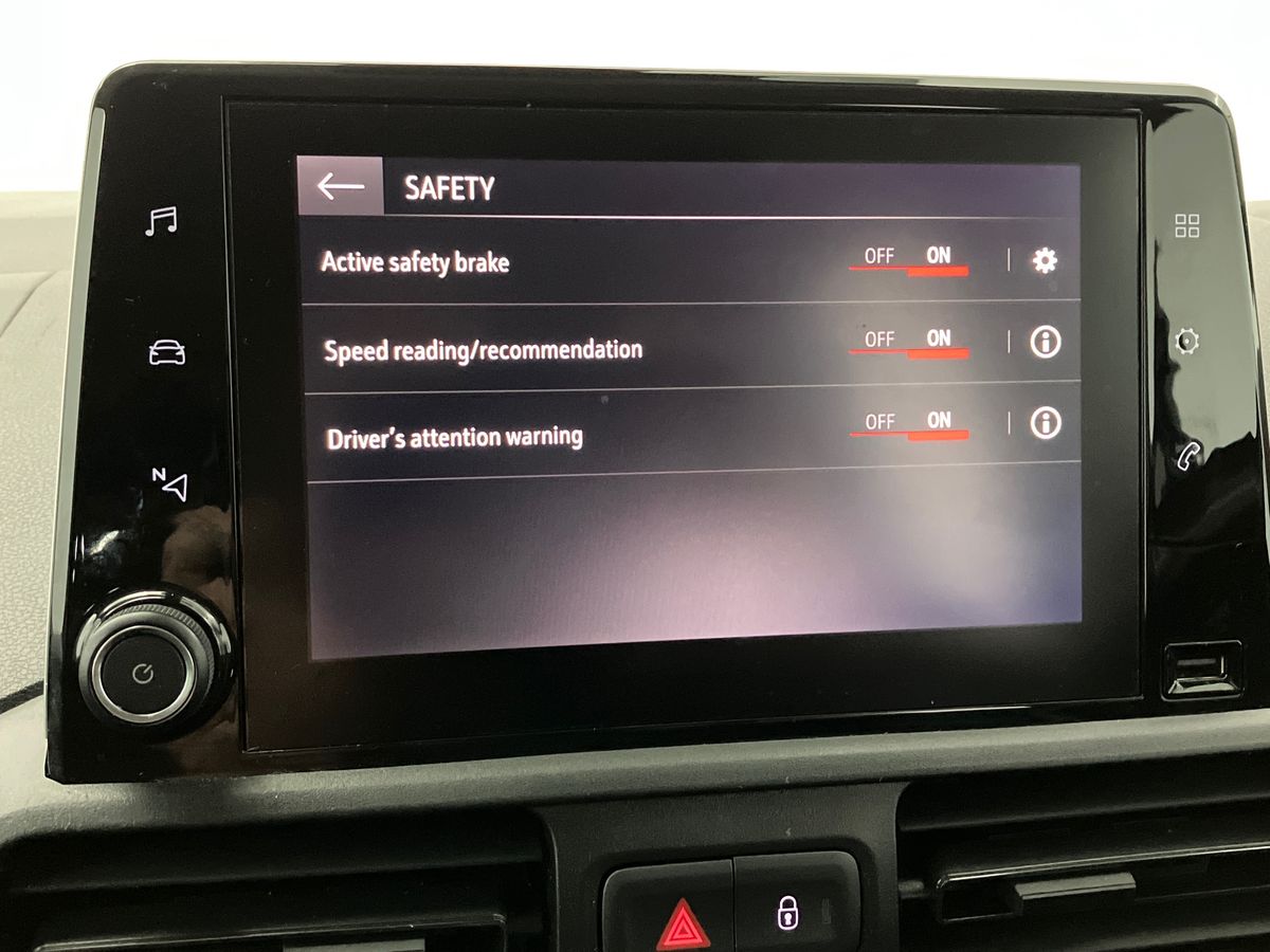 Used Vauxhall Combo Life 2022 for sale - 76412871: Photo 37