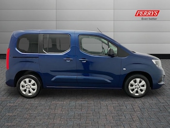 Used Vauxhall Combo Life 2022 for sale - 76412871: Photo