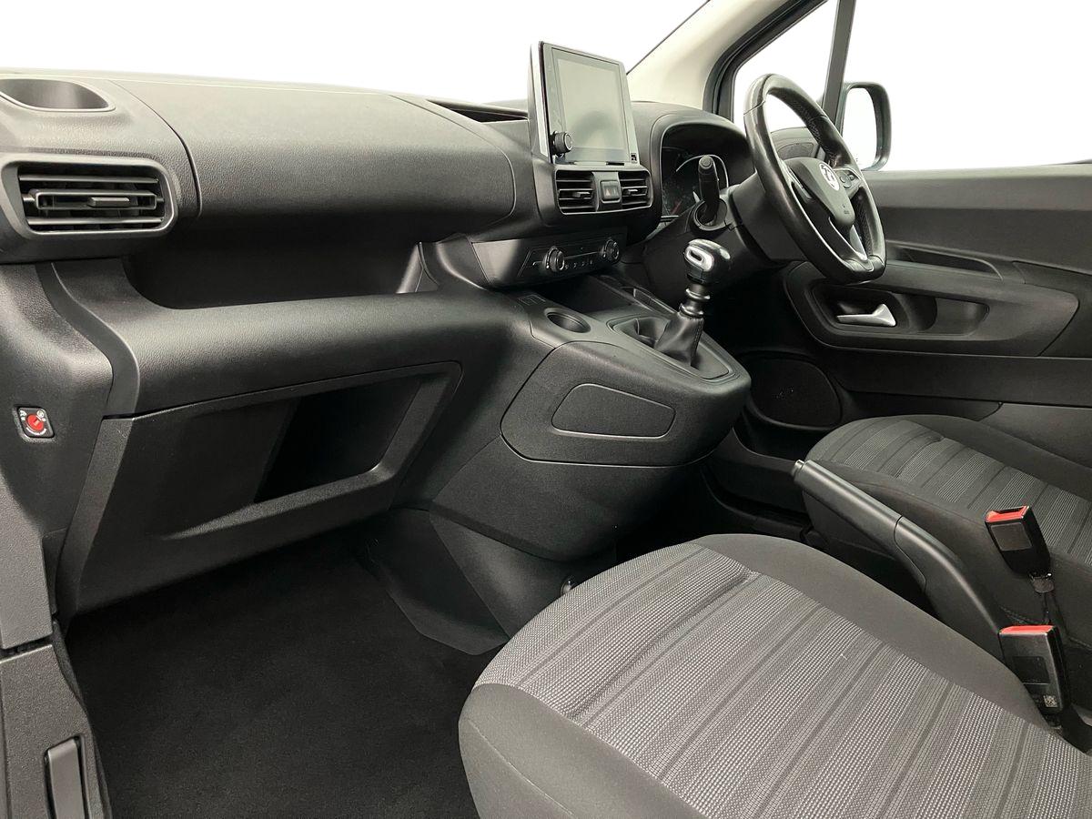 Used Vauxhall Combo Life 2022 for sale - 76412871: Photo 6