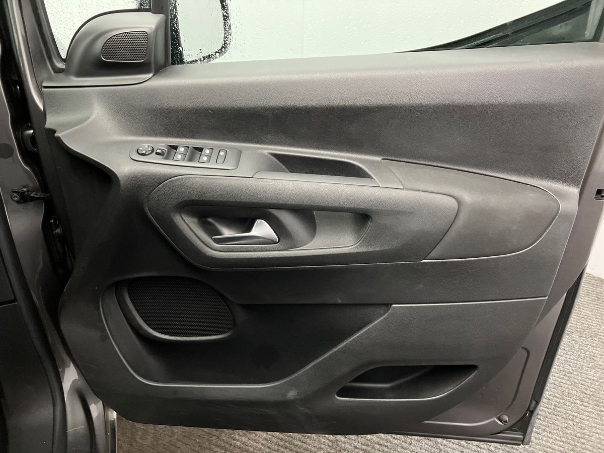 Used Vauxhall Combo Life 2022 for sale - 76158220: Photo 31