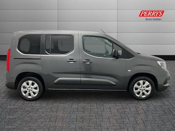 Used Vauxhall Combo Life 2022 for sale - 76158220: Photo