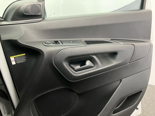 Used Vauxhall Combo 2024 for sale - 74926352: Photo 32
