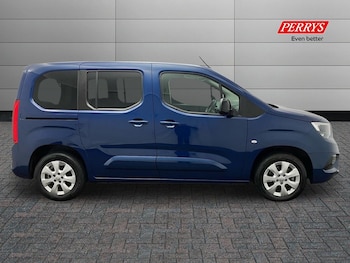 Used Vauxhall Combo Life 2022 for sale - 77340846: Photo