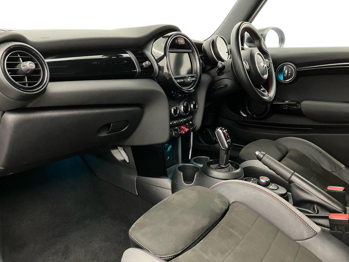 Used MINI Hatch 2020 for sale - 77077508: Photo 6