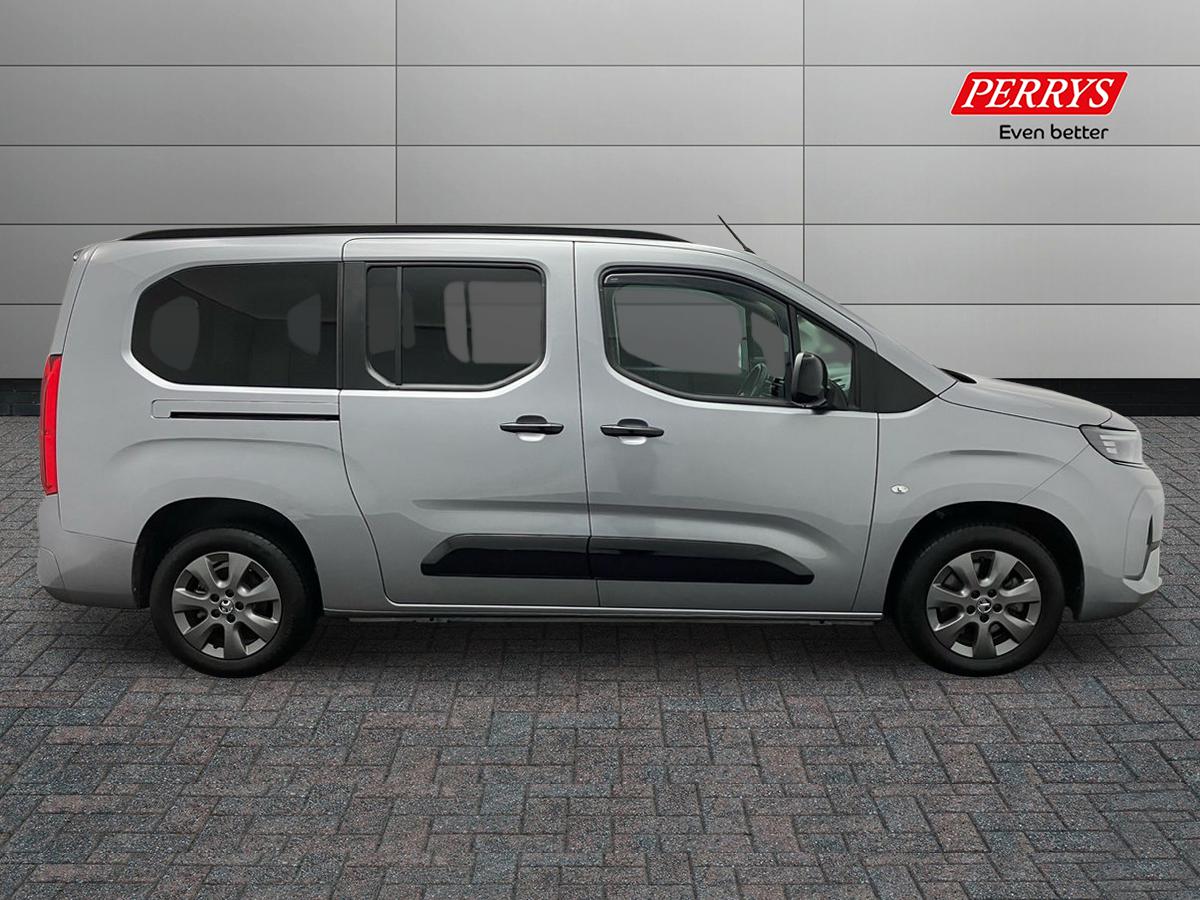 Used Vauxhall Combo Life 2025 for sale - 76462316: Photo 3