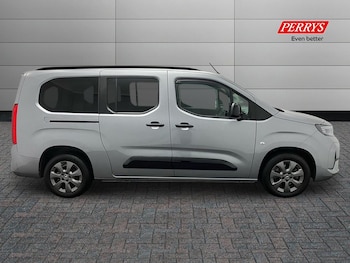 Used Vauxhall Combo Life 2025 for sale - 76462316: Photo