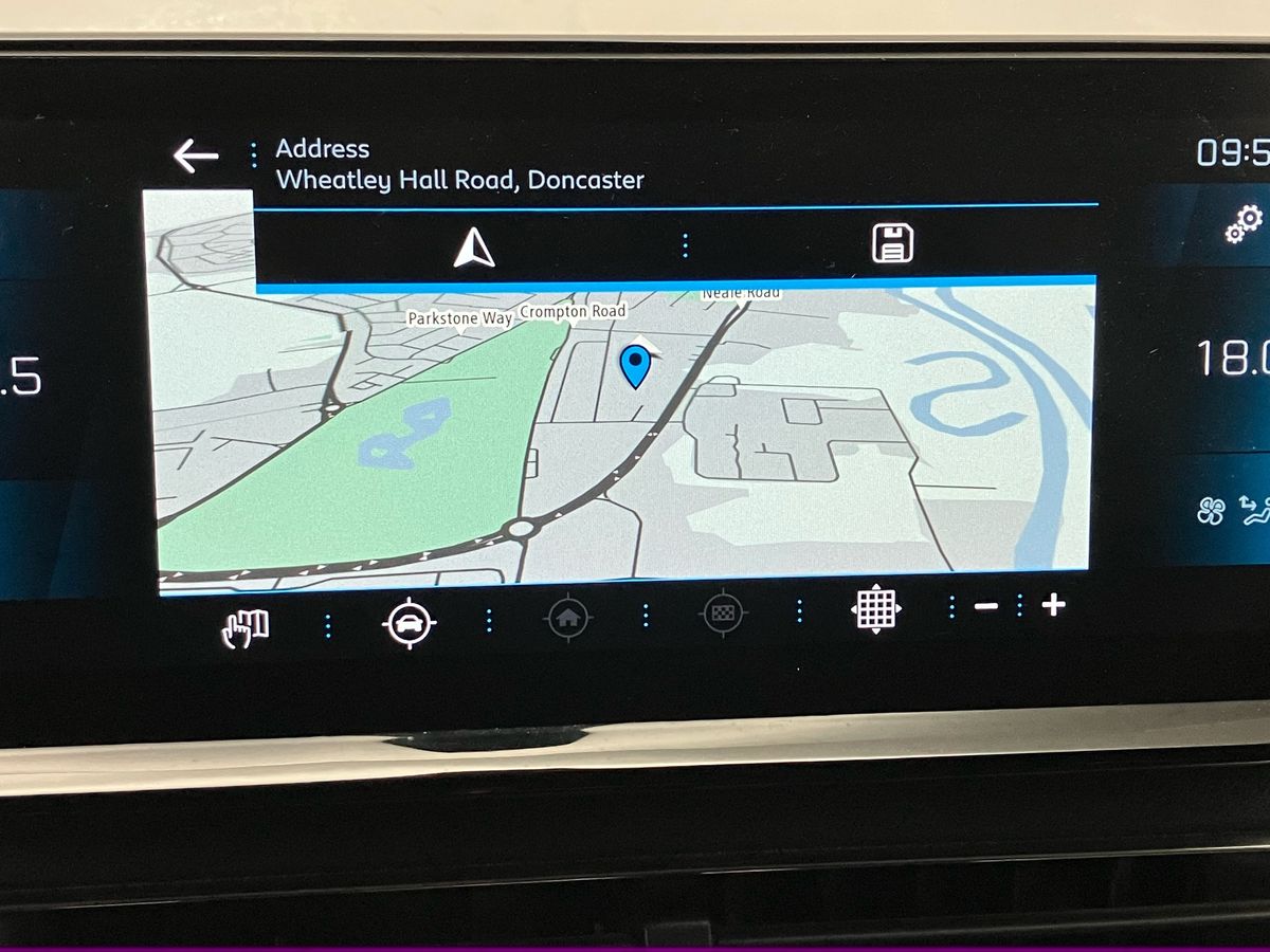 Used Peugeot 3008 2022 for sale - 77207733: Photo 11