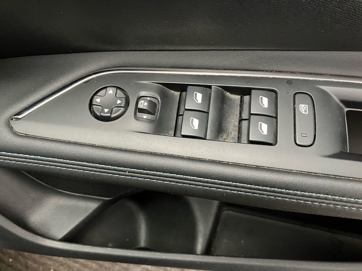 Used Peugeot 3008 2022 for sale - 77207733: Photo 18