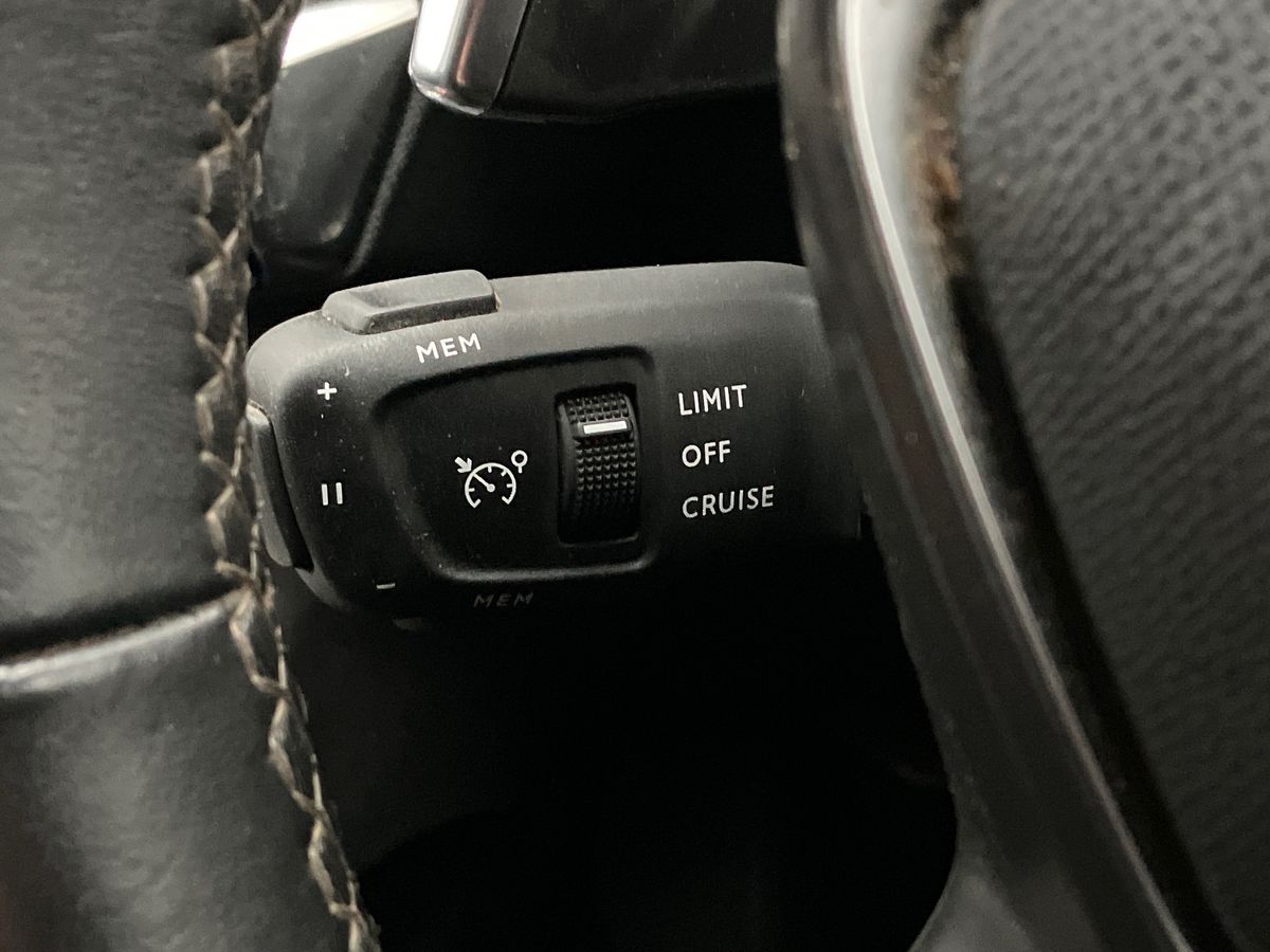 Used Peugeot 3008 2022 for sale - 77207733: Photo 34