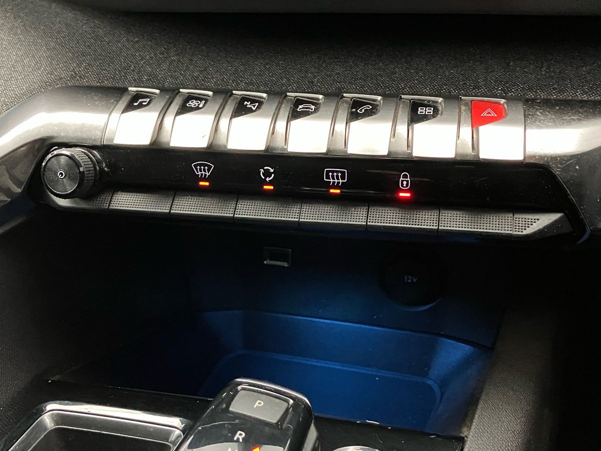 Used Peugeot 3008 2022 for sale - 77207733: Photo 37