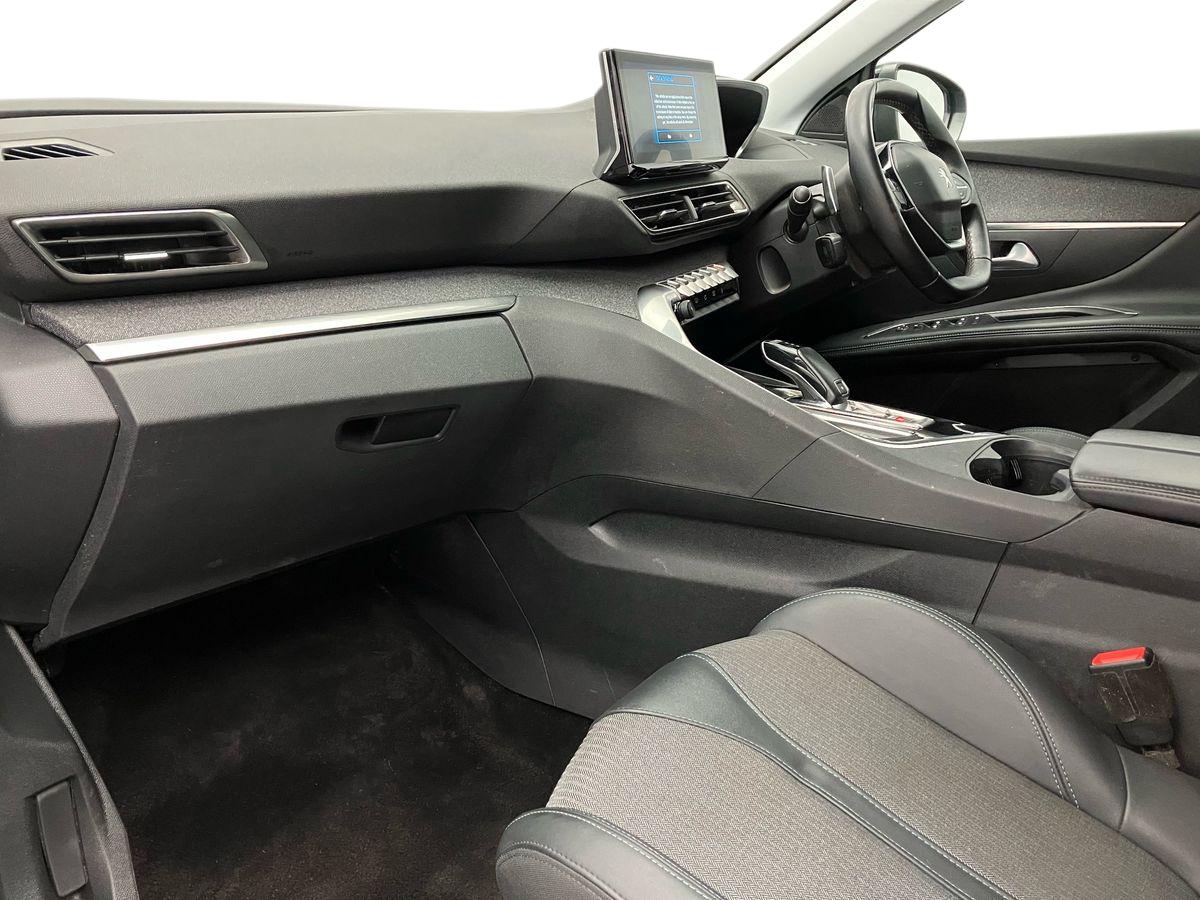 Used Peugeot 3008 2022 for sale - 77207733: Photo 6