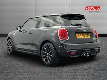 Used MINI Hatch 2019 for sale - 75407575: Photo