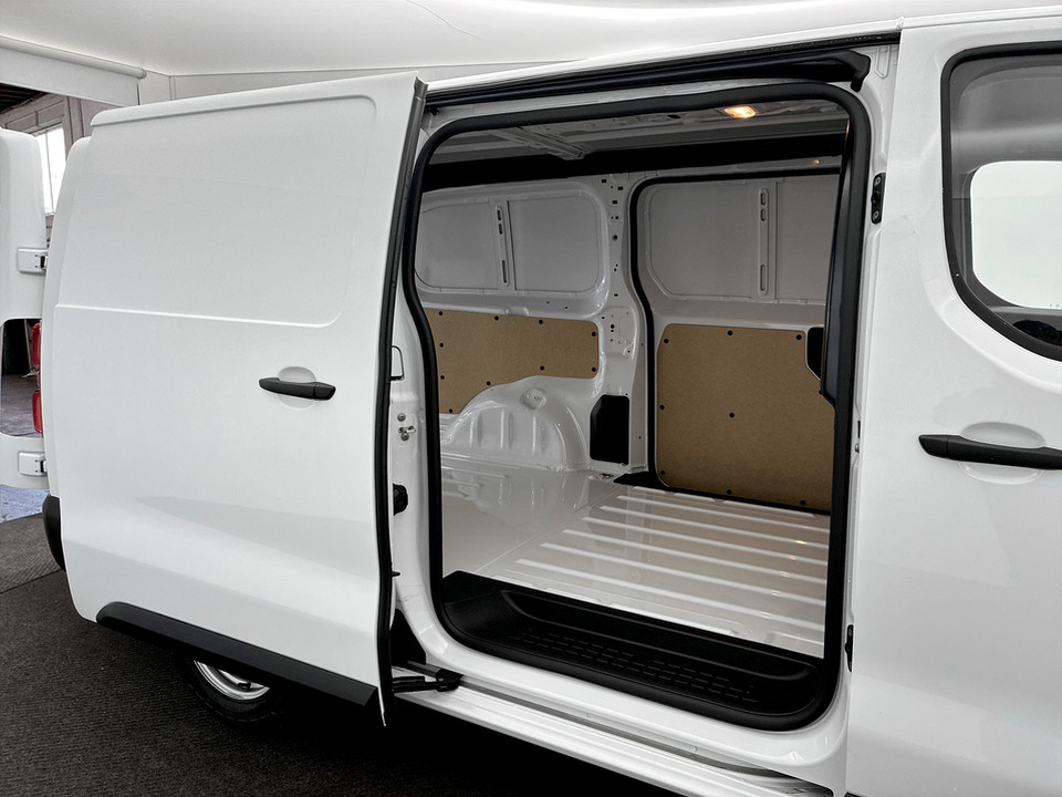 Used Vauxhall Vivaro 2026 for sale - 77432137: Photo 24