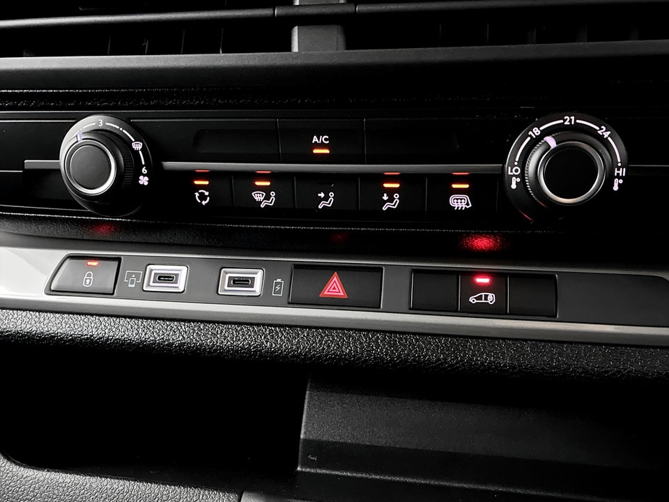 Used Vauxhall Vivaro 2026 for sale - 77432137: Photo 26