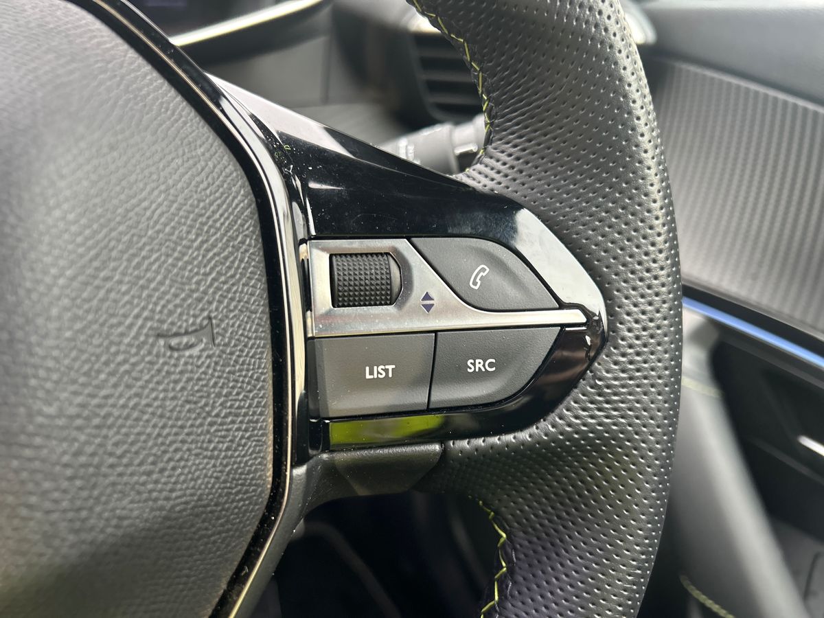 Used Peugeot 2008 2023 for sale - 76588818: Photo 23