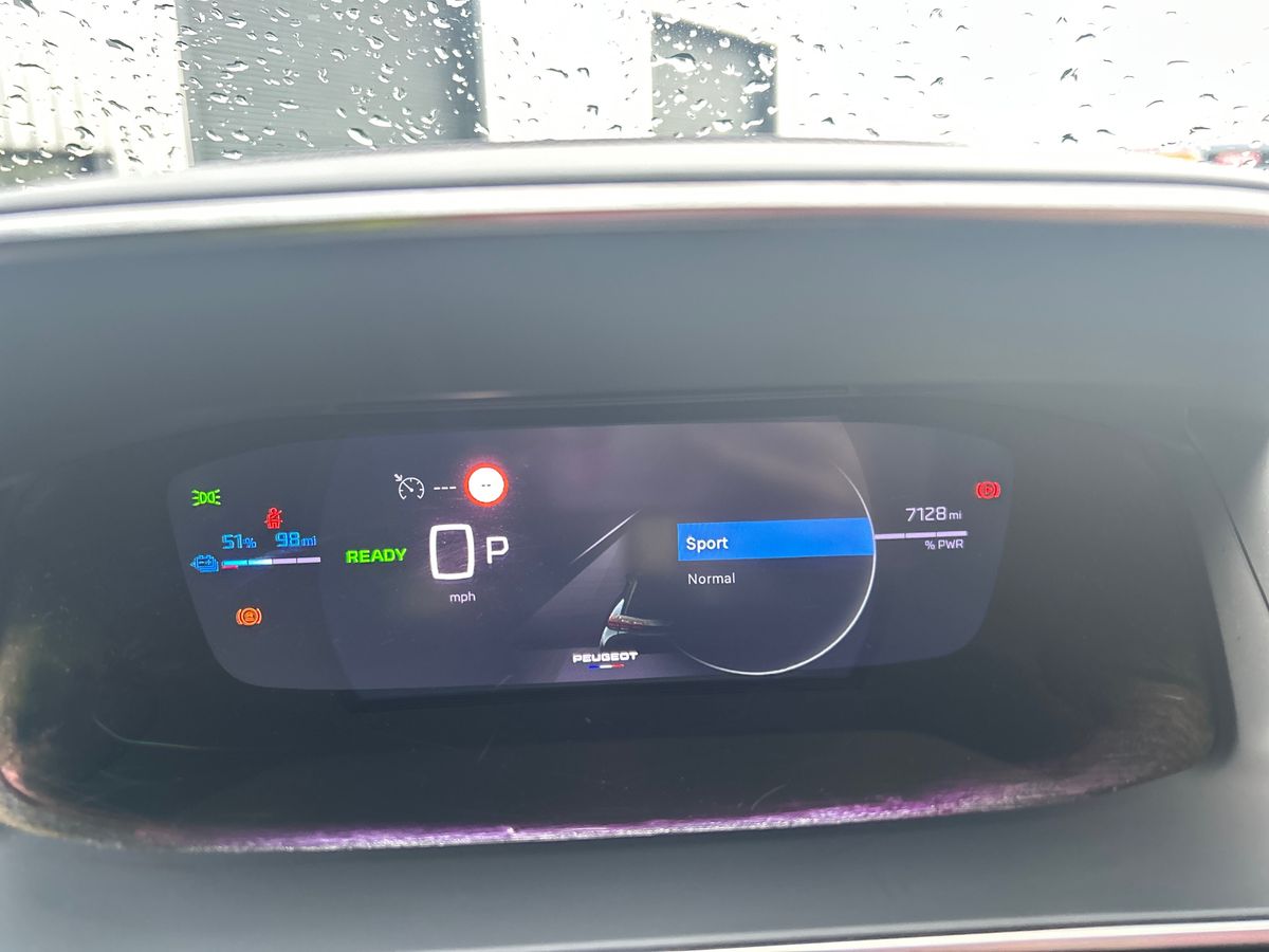 Used Peugeot 2008 2023 for sale - 76588818: Photo 38