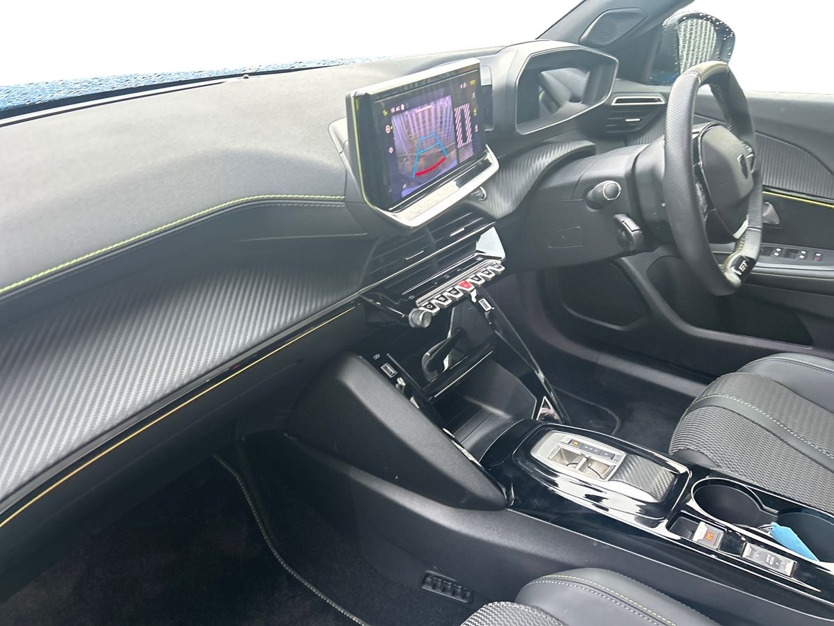 Used Peugeot 2008 2023 for sale - 76588818: Photo 6