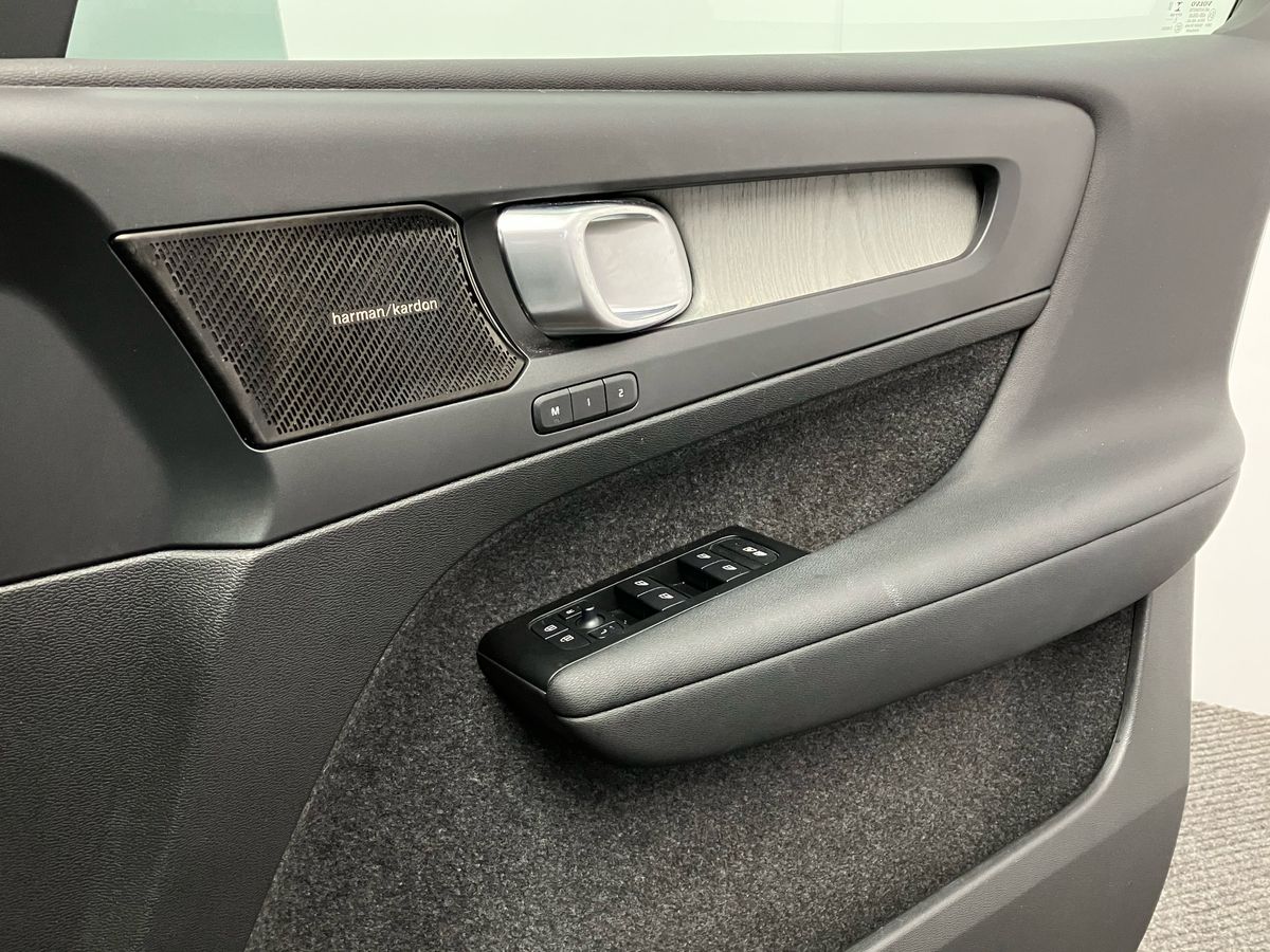 Used Volvo XC40 2021 for sale - 77542758: Photo 31