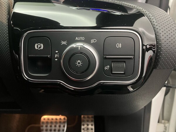 Used Mercedes-Benz CLA 2020 for sale - 76158216: Photo 43