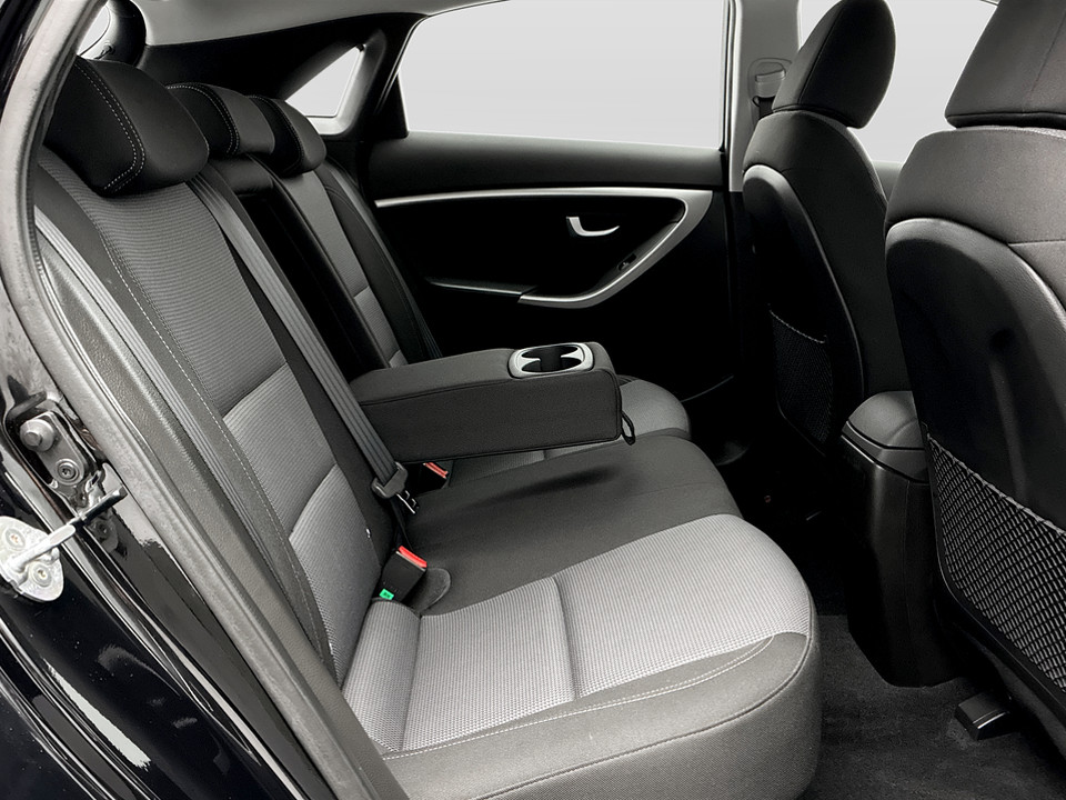 Used Hyundai i30 2016 for sale - 77997798: Photo 14