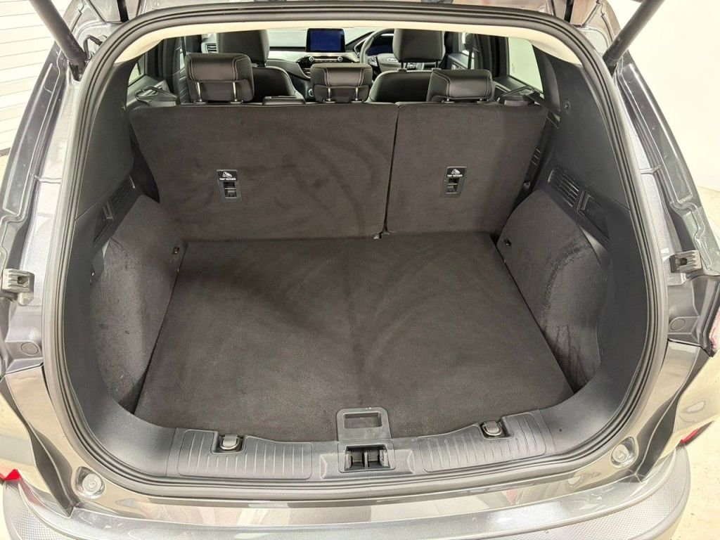 Used Ford Kuga 2022 for sale - 77493889: Photo 2