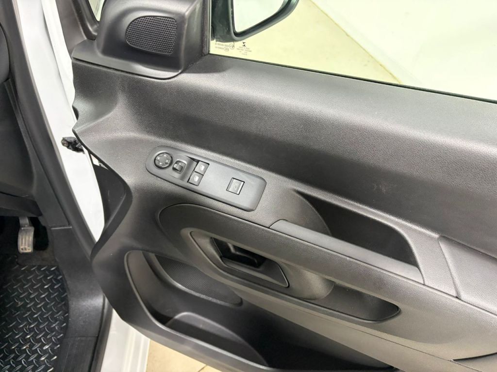 Used Citroen Berlingo 2023 for sale - 77662339: Photo 16