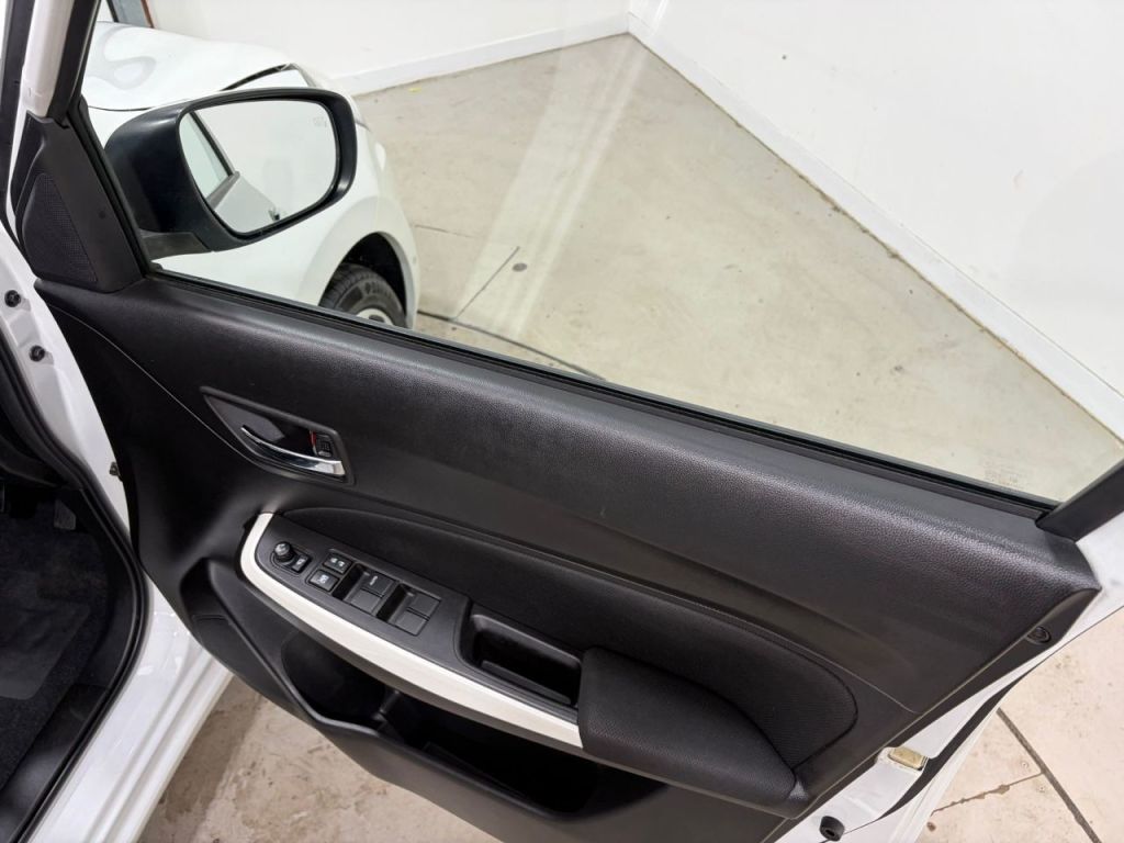 Used Suzuki Swift 2017 for sale - 78029682: Photo 12