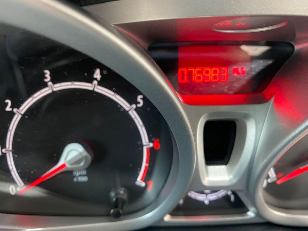 Used Ford Fiesta 2012 for sale - 76569345: Photo 5