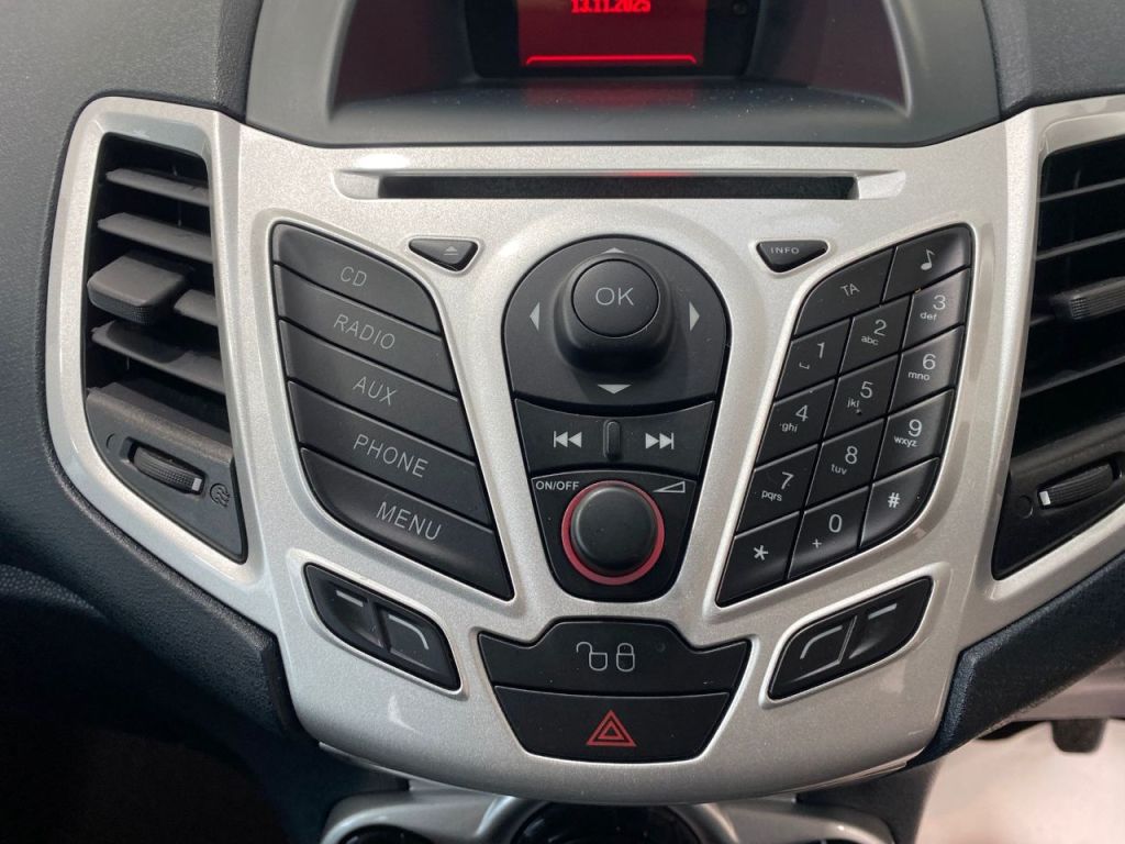 Used Ford Fiesta 2012 for sale - 76569345: Photo 9