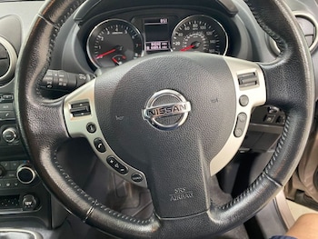 Used Nissan Qashqai 2011 for sale - 75488392: Photo