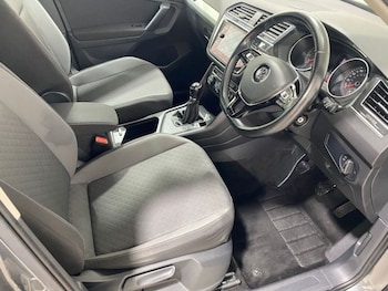 Used Volkswagen Tiguan 2020 for sale - 76495647: Photo