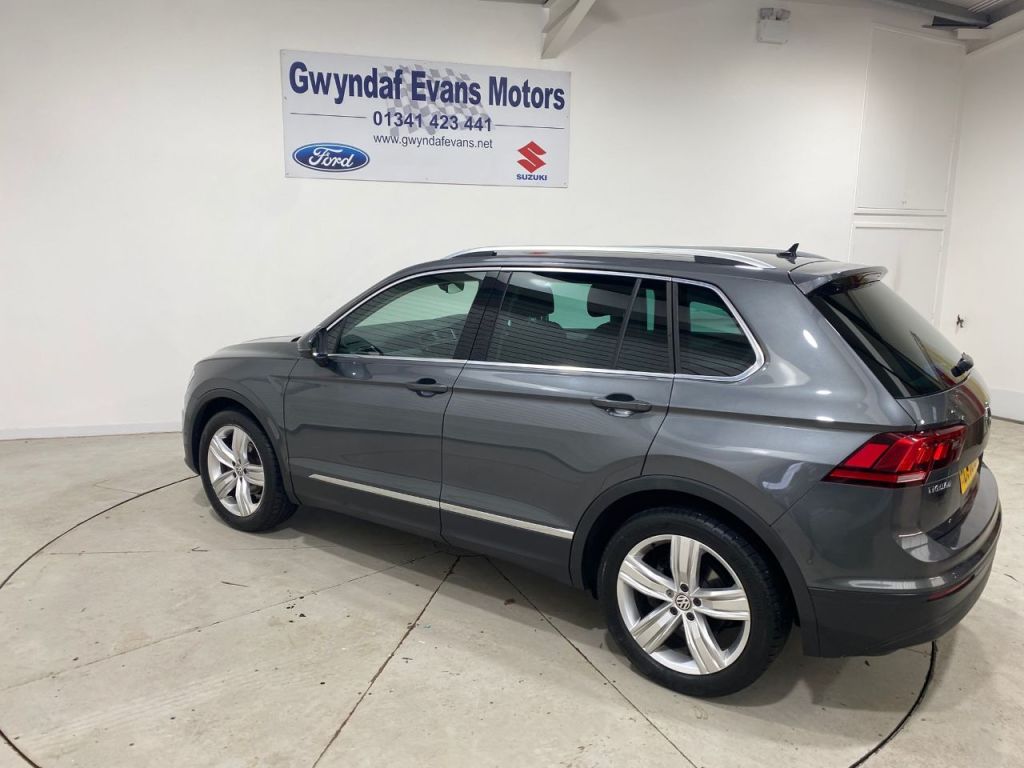 Used Volkswagen Tiguan 2020 for sale - 76495647: Photo 3