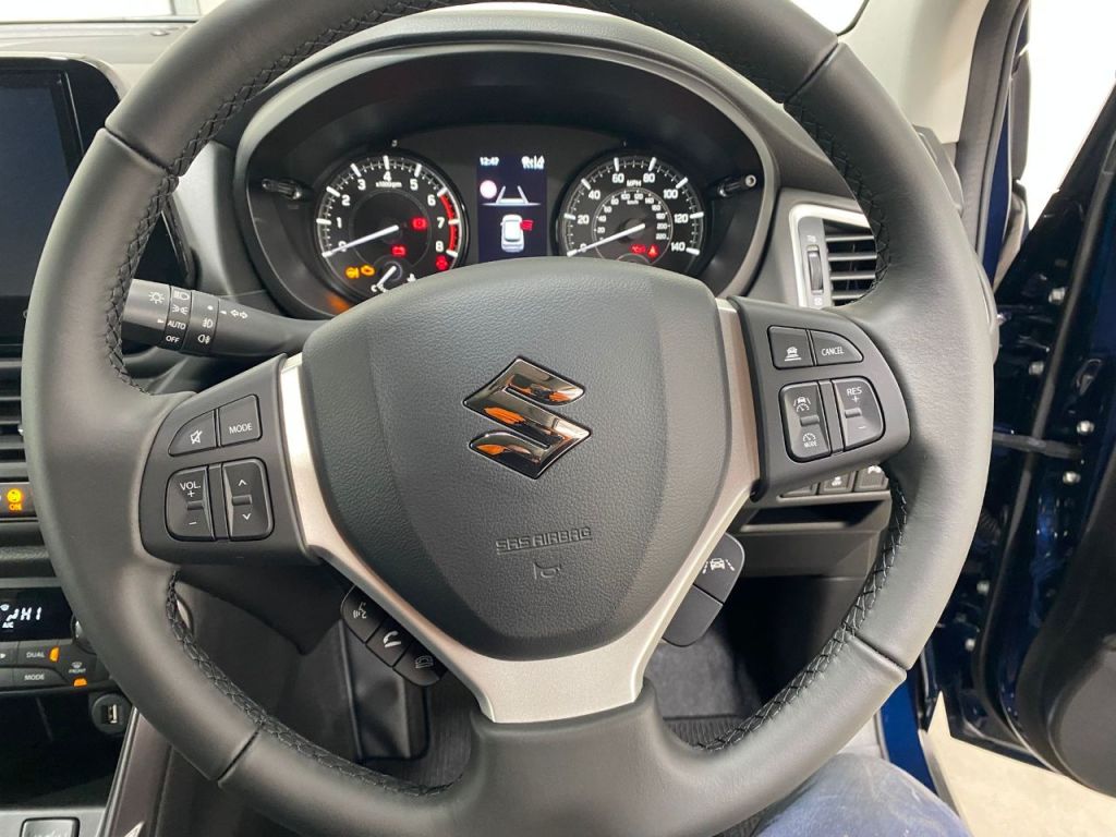 Used Suzuki SX4 S-Cross 2025 for sale - 76290892: Photo 5