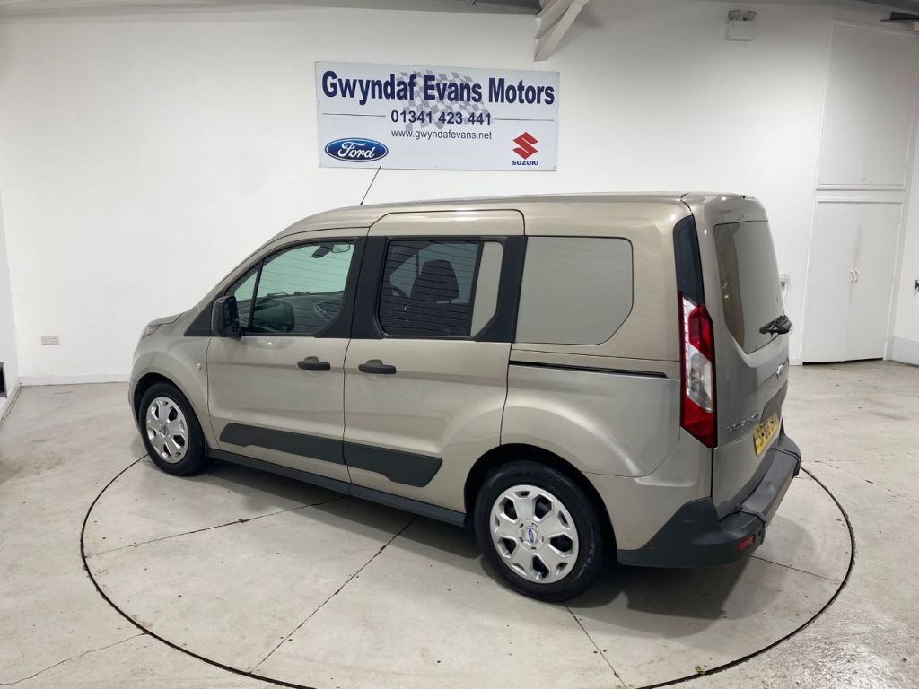Used Ford Tourneo Connect 2017 for sale - 76449456: Photo 15